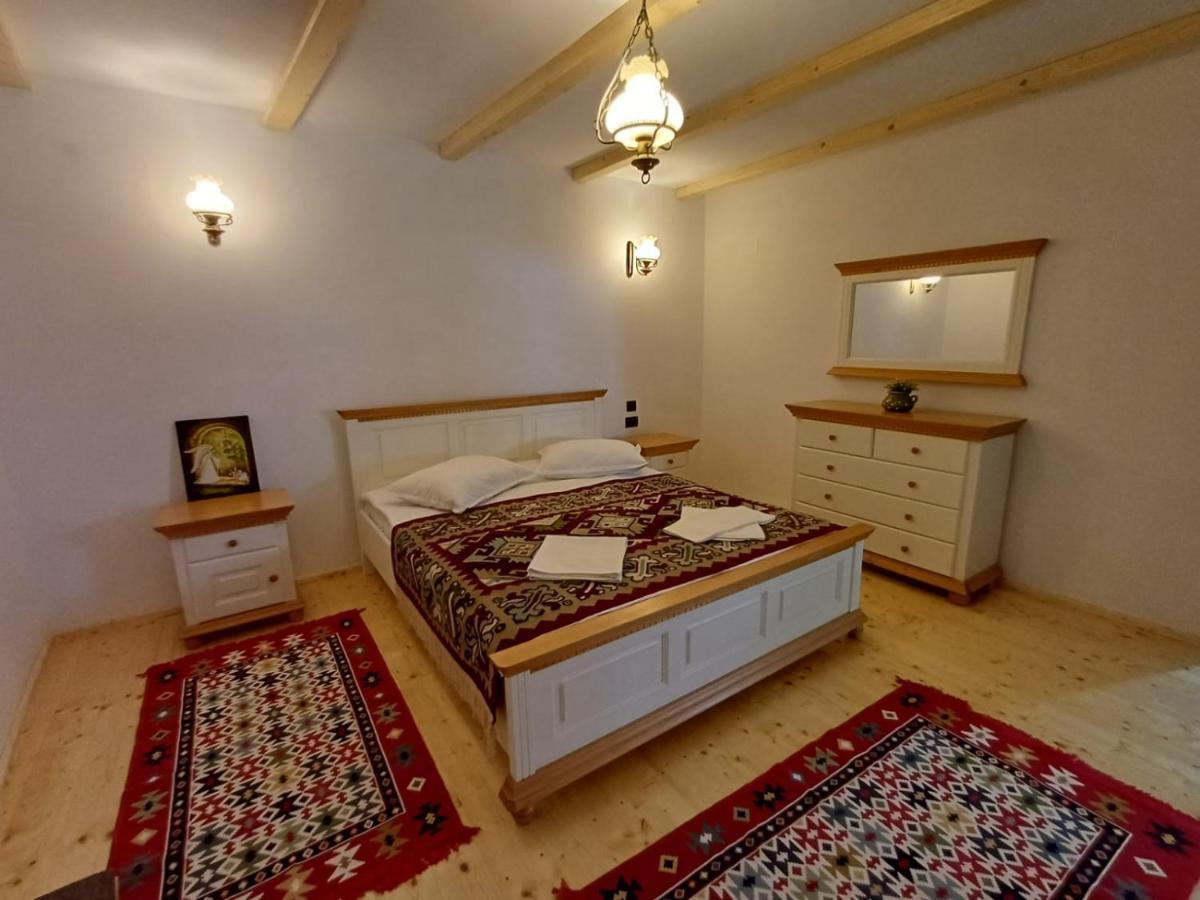 Vila Casuta Din Valea Regilor Gradistea de Munte Exteriér fotografie