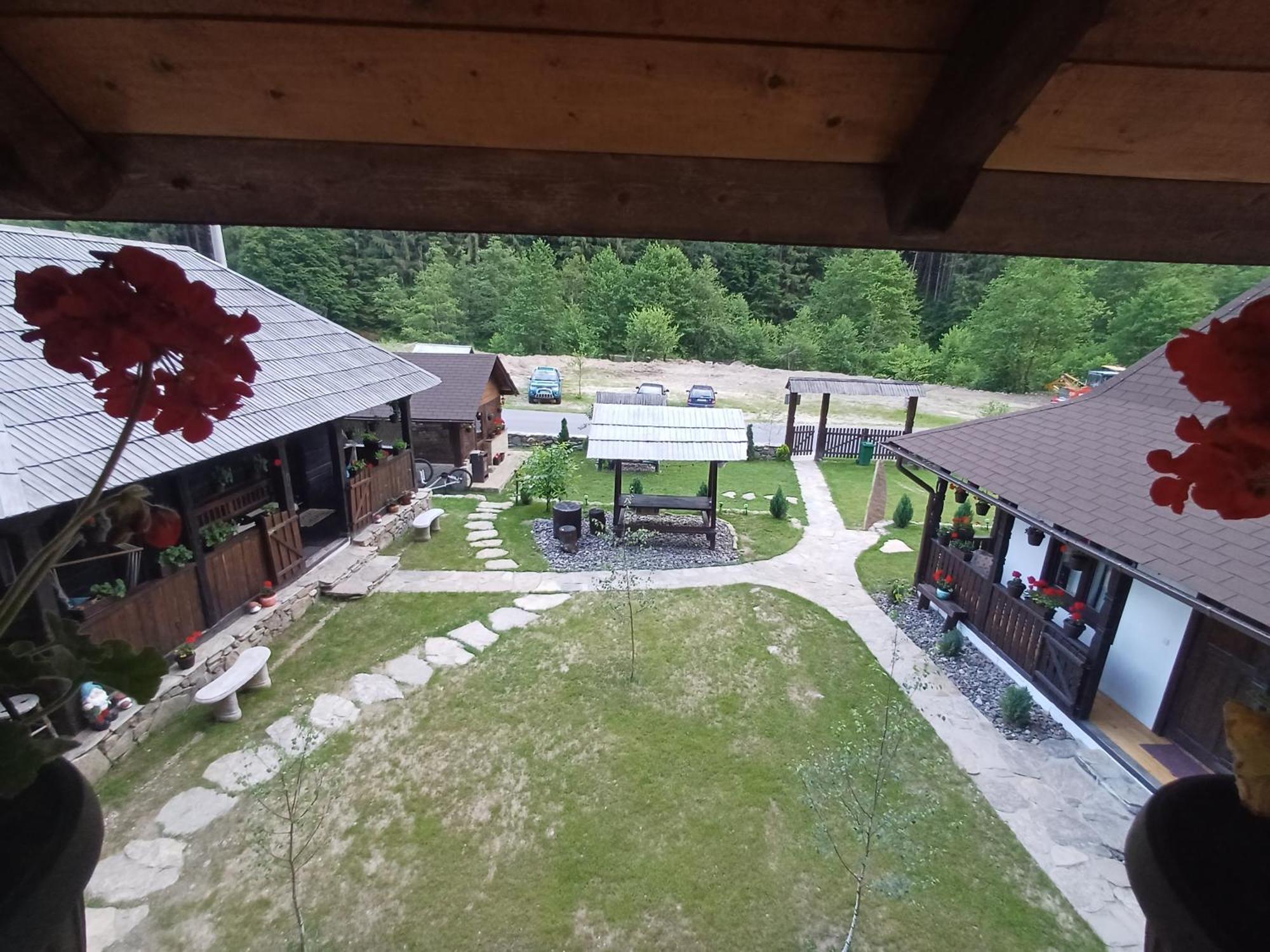 Vila Casuta Din Valea Regilor Gradistea de Munte Exteriér fotografie